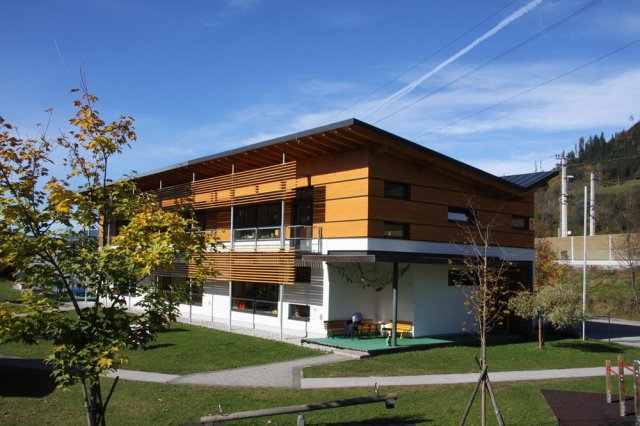 holzbau_hoeck_bruck_2.jpg