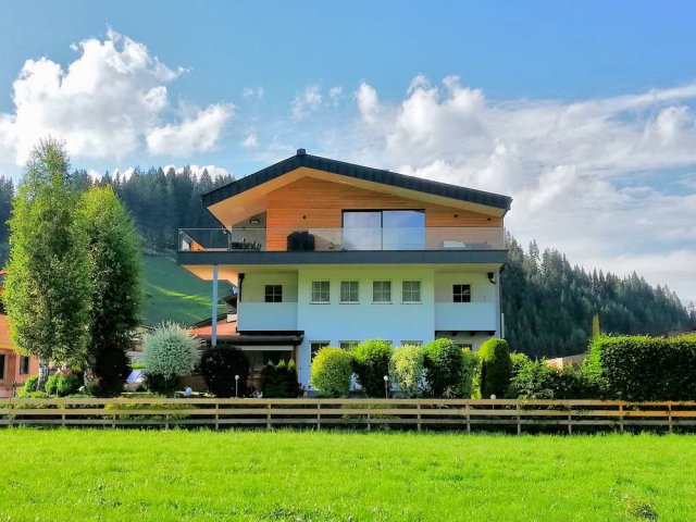 Burgschwaiger_Schwarzach_00002.jpg
